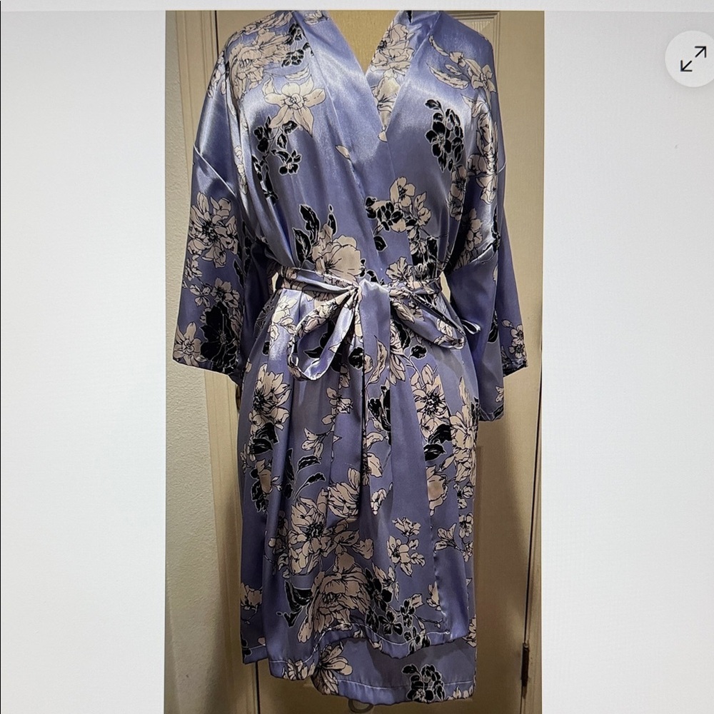 Apt 9 Floral Satin Kimono RobeBlue Lightweight